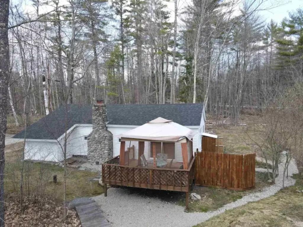 11 Indian Point Road