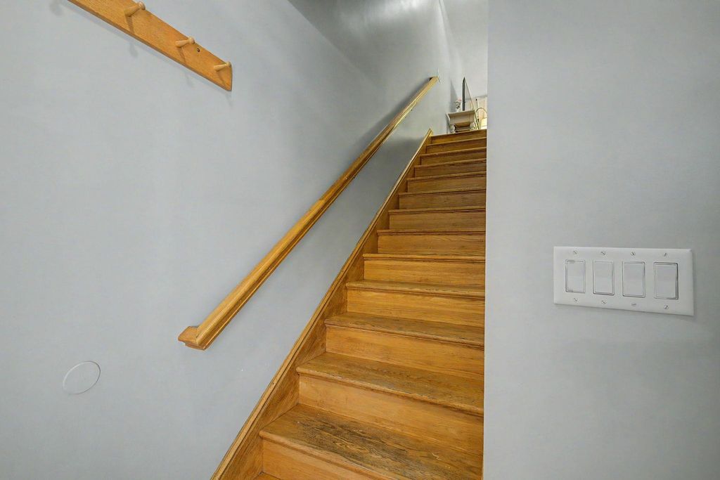 Photo of 1029 S Mammoth Road #15, Manchester, NH 03109 (MLS # 5091479)