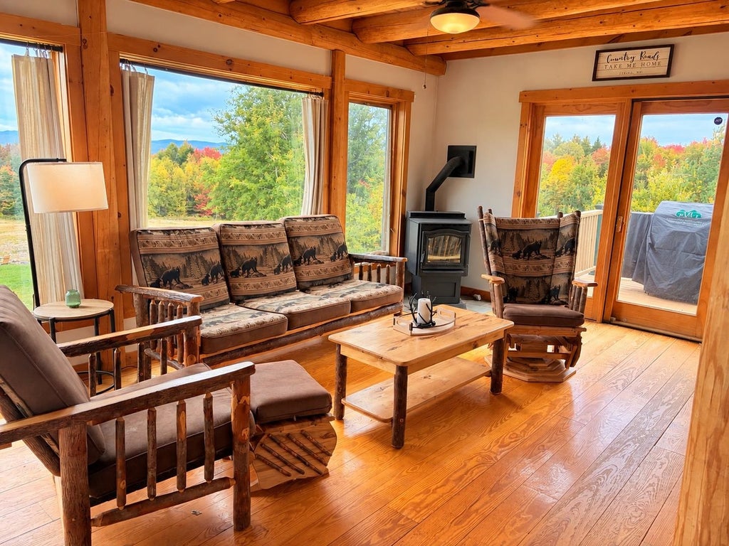 Photo of 40 Lakeview Drive, Errol, NH 03579 (MLS # 5112243)
