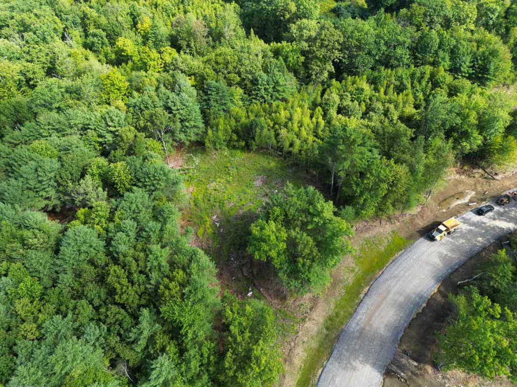 Photo of 2 Owls Nest Lane, Dunbarton, NH 03046 (MLS # 5105928)