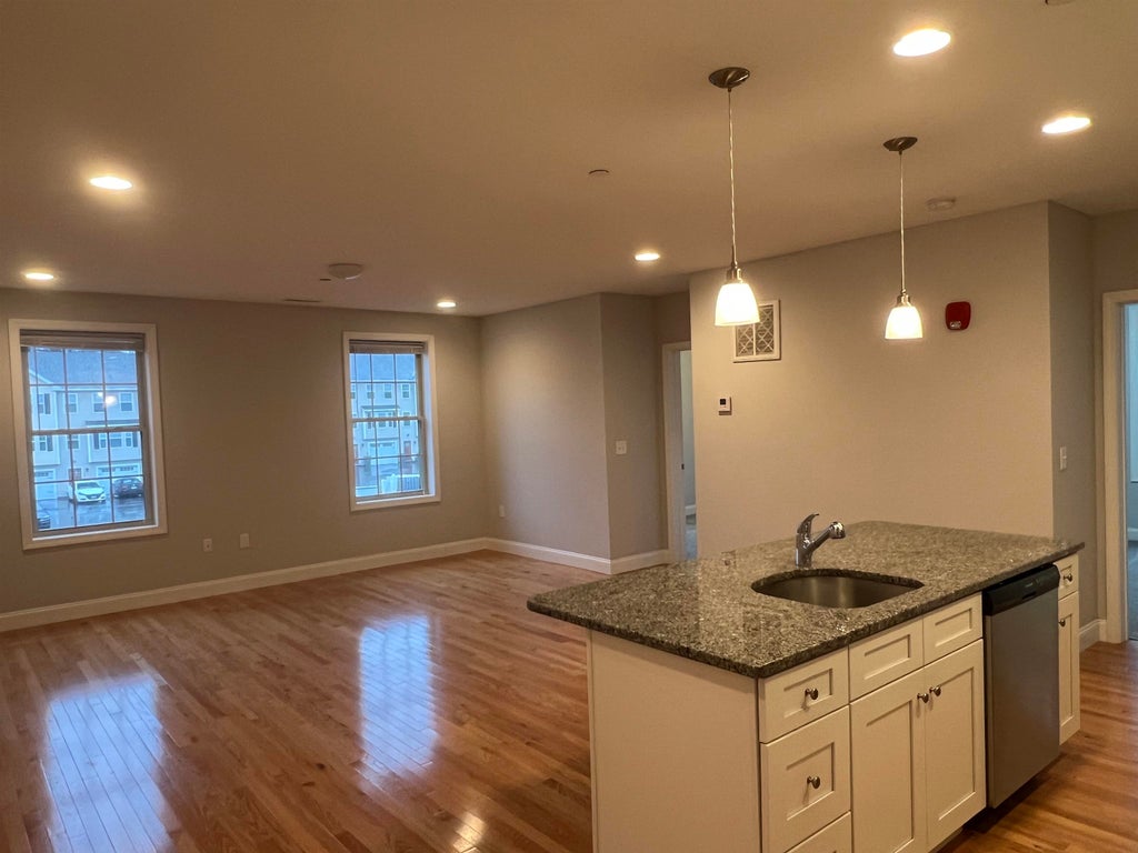Photo of 50 sheffield Drive #202, Dover, NH 03820 (MLS # 5111336)