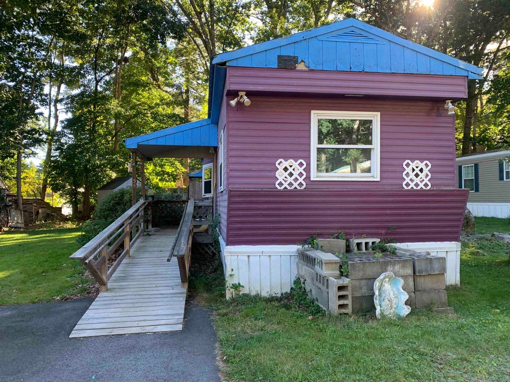 Photo of 54 Barberry Lane, Raymond, NH 03077 (MLS # 5109923)