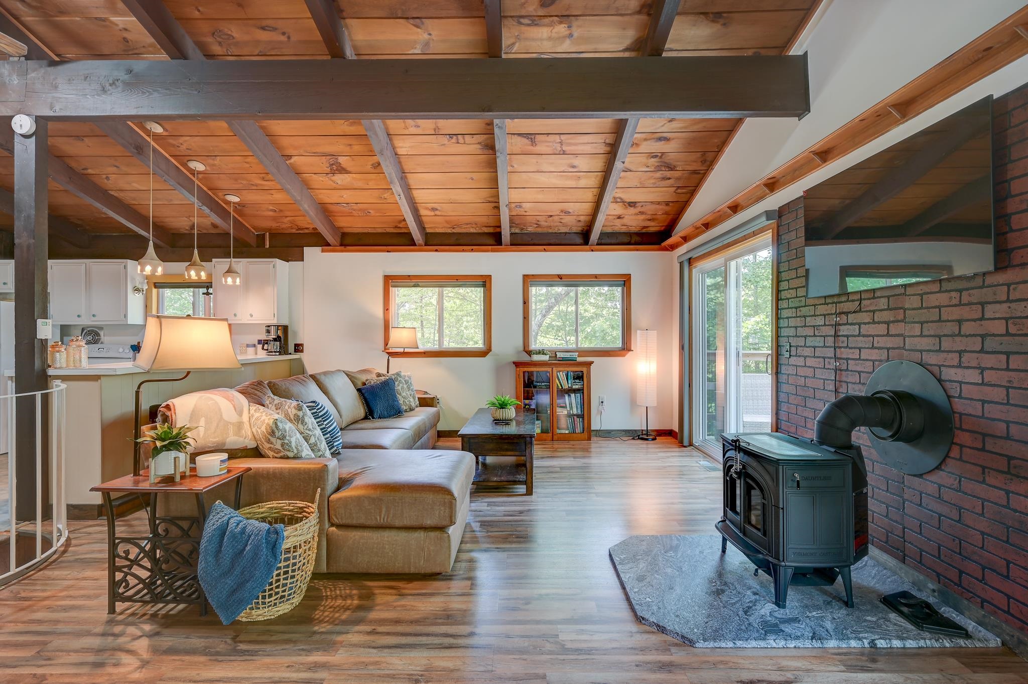 11 Keene Lane