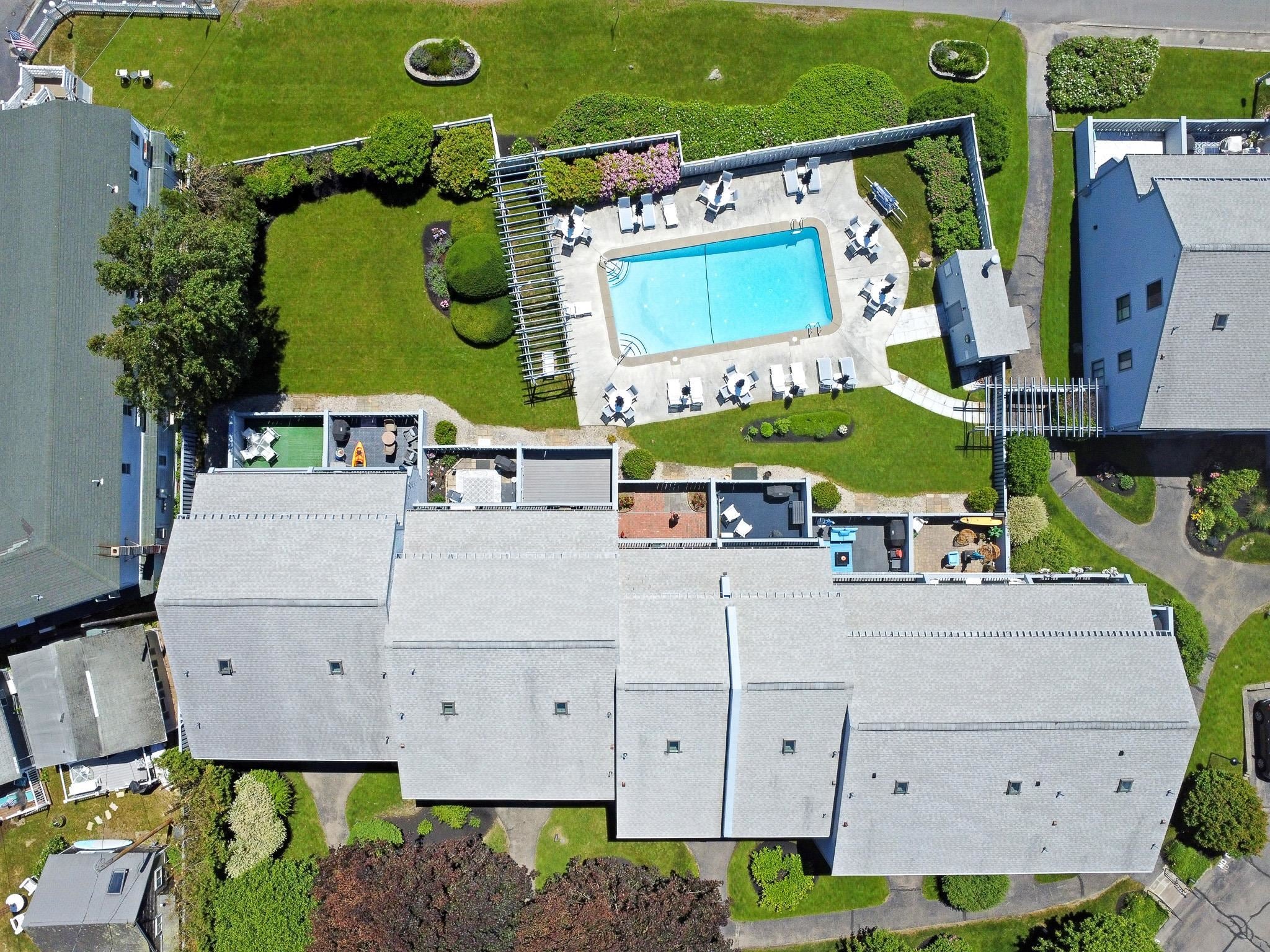 951 Ocean Boulevard 1