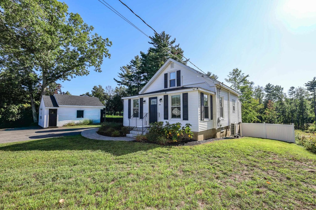 Photo of 236 Drakeside Road, Hampton, NH 03842 (MLS # 5109850)