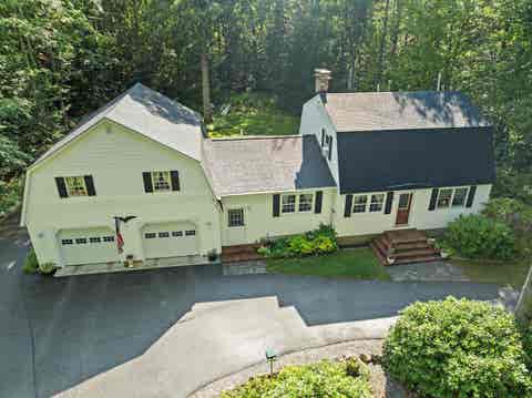Photo of 198 Dockham Shore Road, Gilford, NH 03249 (MLS # 5104243)