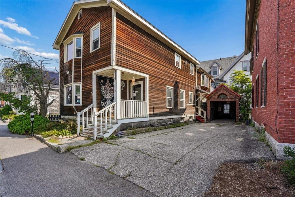 Photo of 27 S State Street, Concord, NH 03301 (MLS # 5106324)