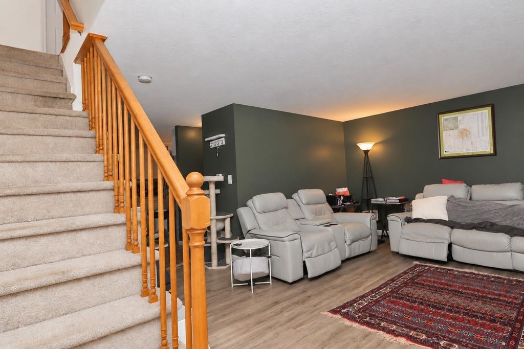 Photo of 233 Oakridge Road #13, Plaistow, NH 03865 (MLS # 5115571)