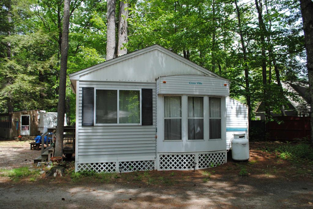 Photo of 72 Lanes End Road, Tuftonboro, NH 03850 (MLS # 5097246)