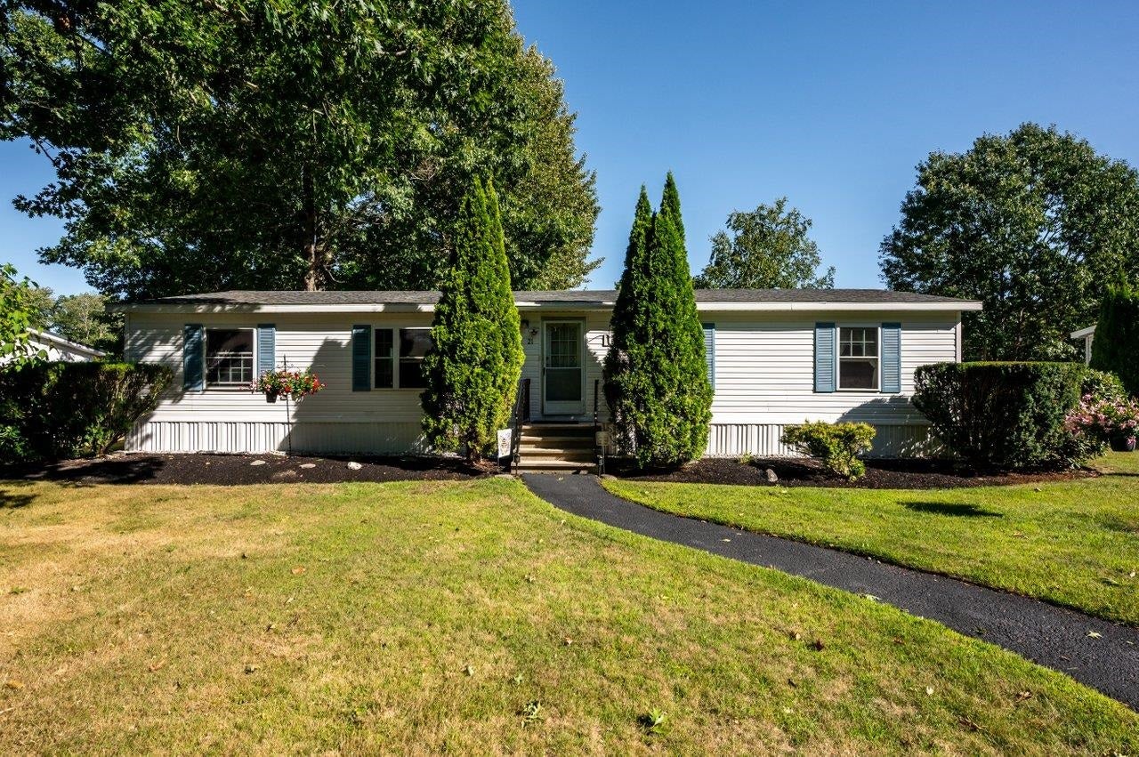 21 Oak Drive