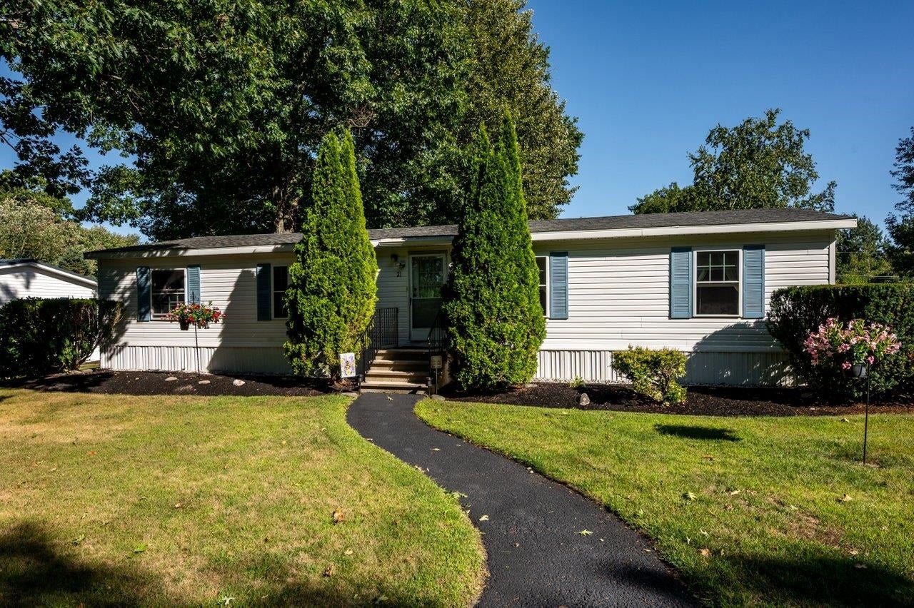 21 Oak Drive
