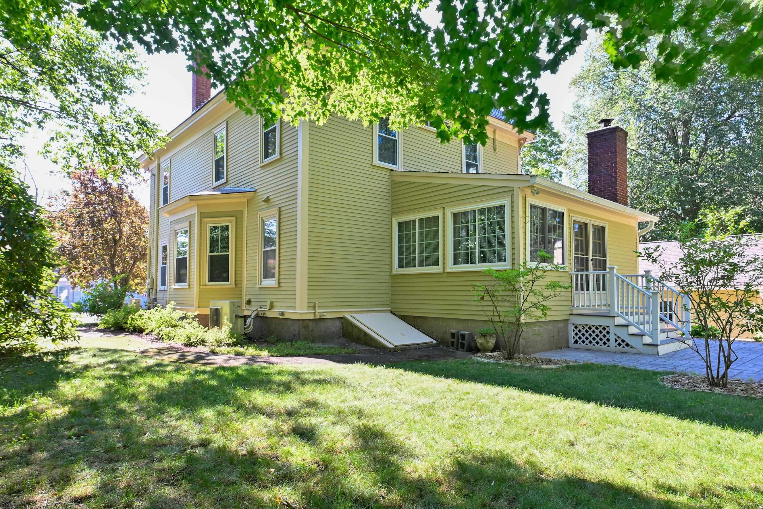 153 Russell Street