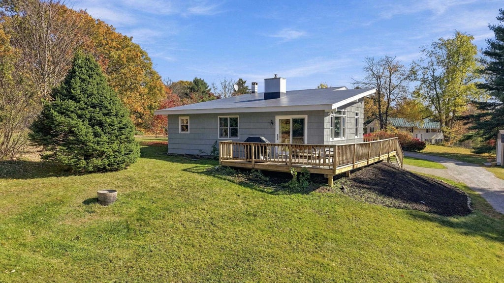 Photo of 21 Split Oak Circle, Chesterfield, NH 03443 (MLS # 5115682)