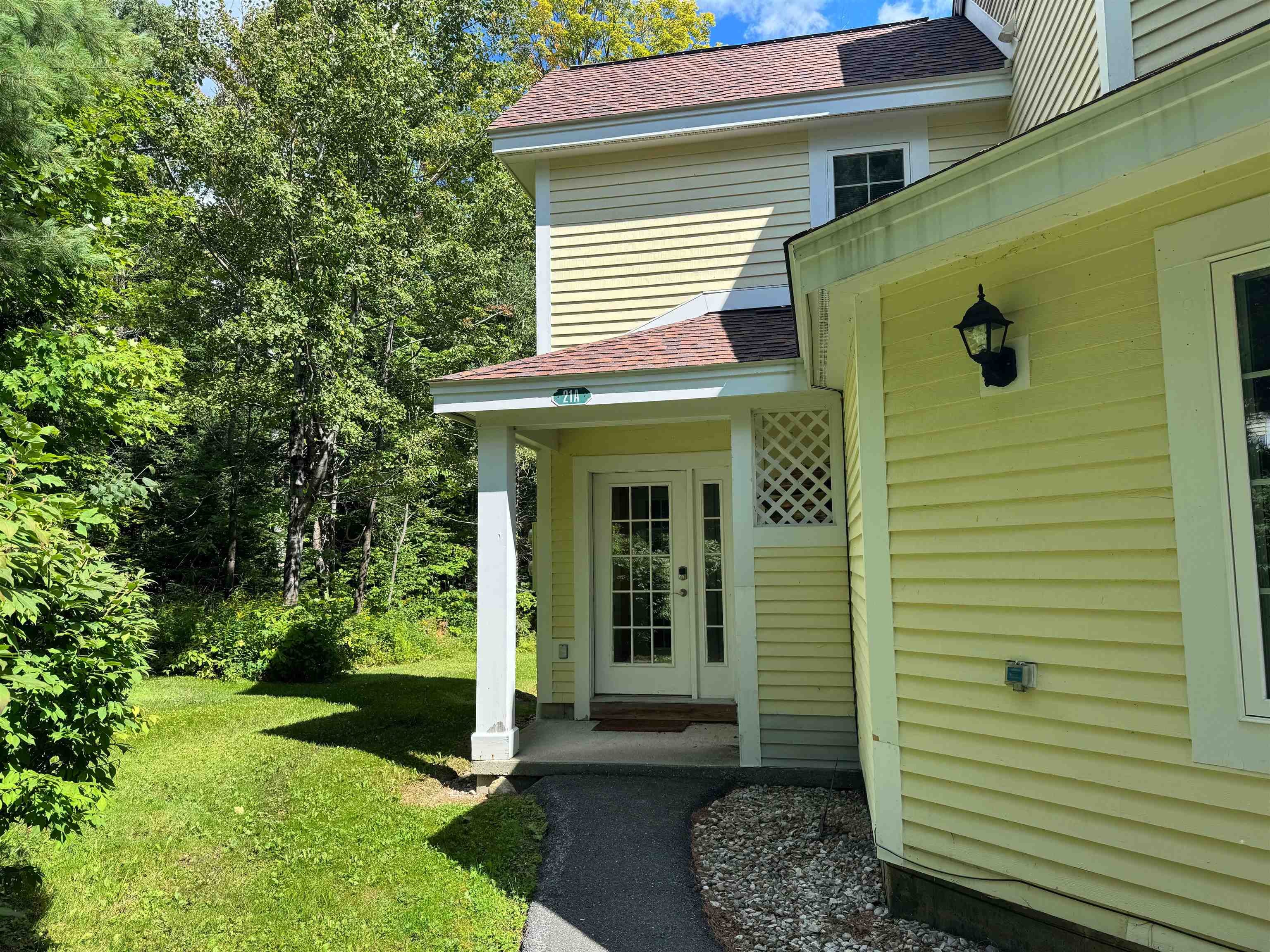 21A Queen Anne's Way 21A