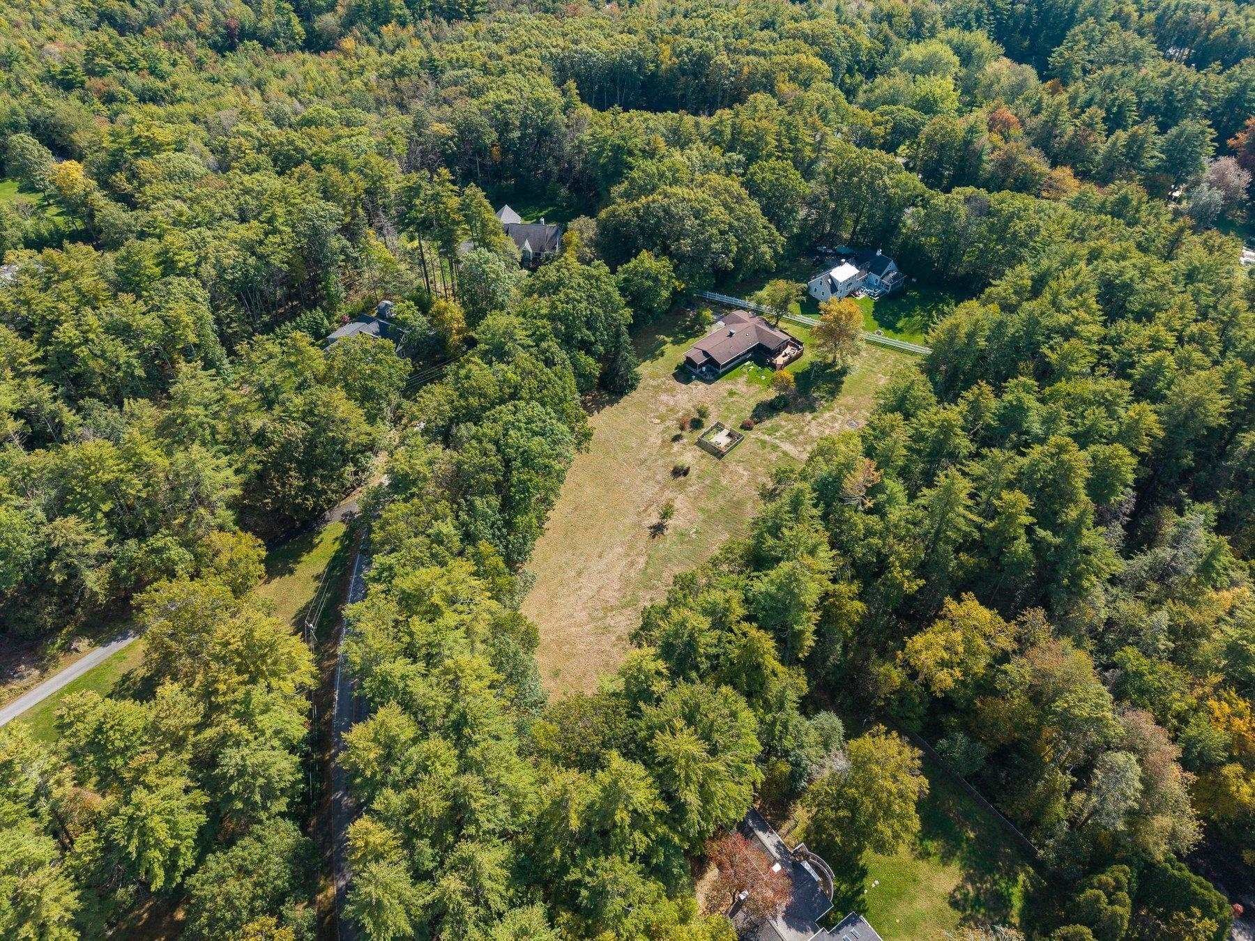 106 Woodland Road