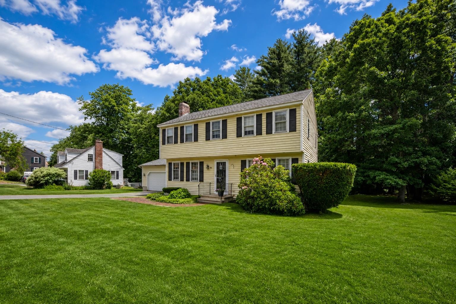 19 Baymeadow Drive