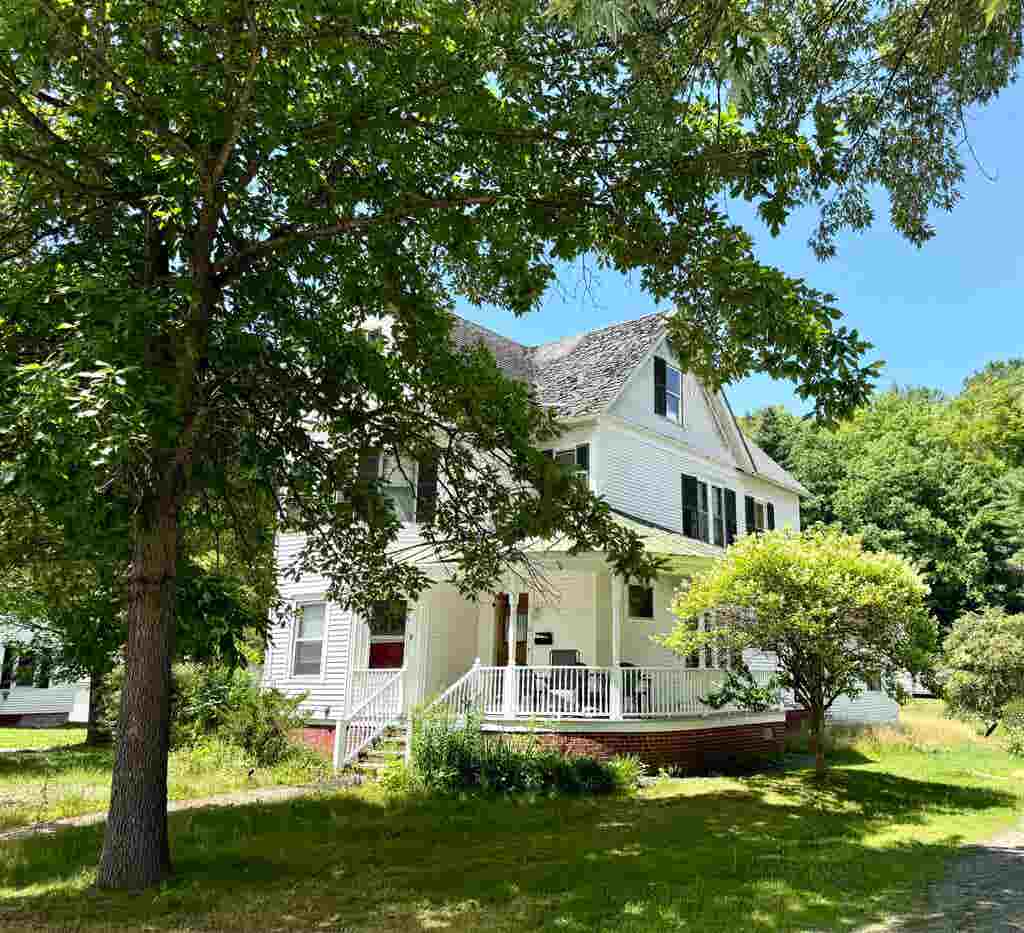 Photo of 92 Highland Avenue, Lisbon, NH 03585 (MLS # 5101684)