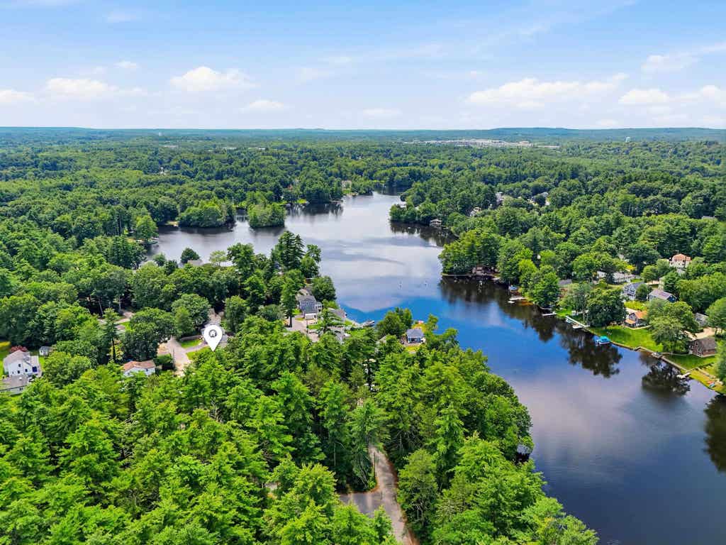 Photo of 110 Millville Circle, Salem, NH 03079 (MLS # 5103814)