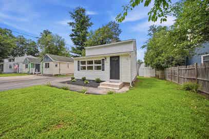 110 Millville Circle Salem NH 03079