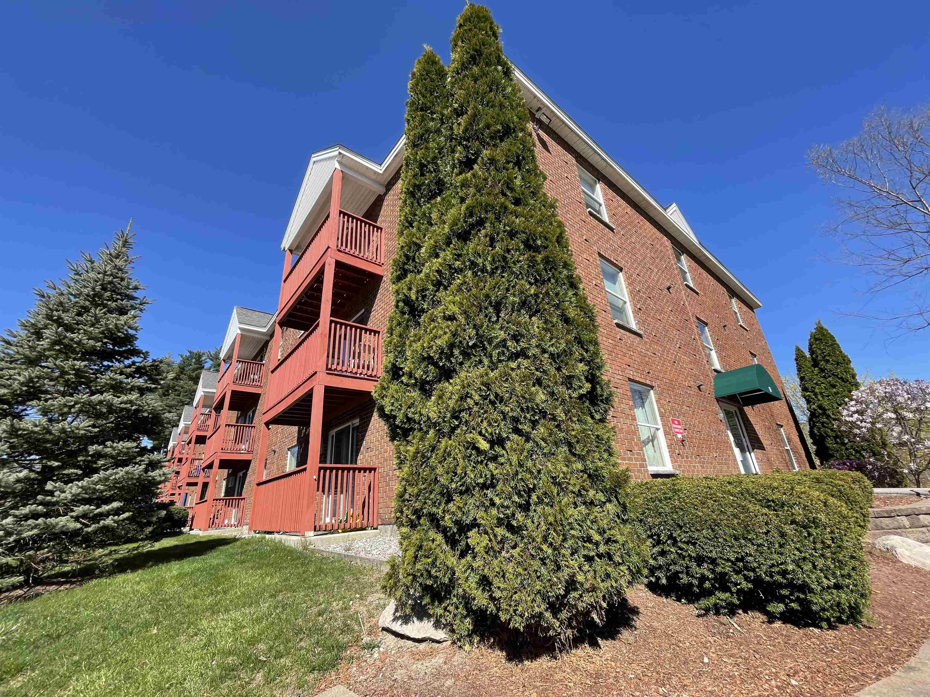 99 Powers Street 173