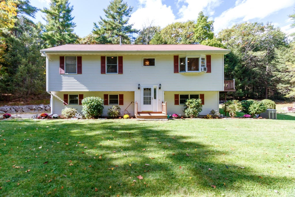 Photo of 269 High Street, Candia, NH 03034 (MLS # 5113046)