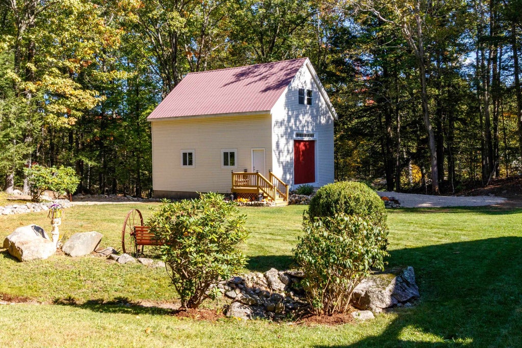 Photo of 269 High Street, Candia, NH 03034 (MLS # 5113046)