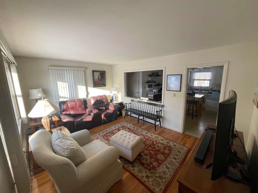 Photo of 142 Constant Street, Manchester, NH 03103 (MLS # 5106192)