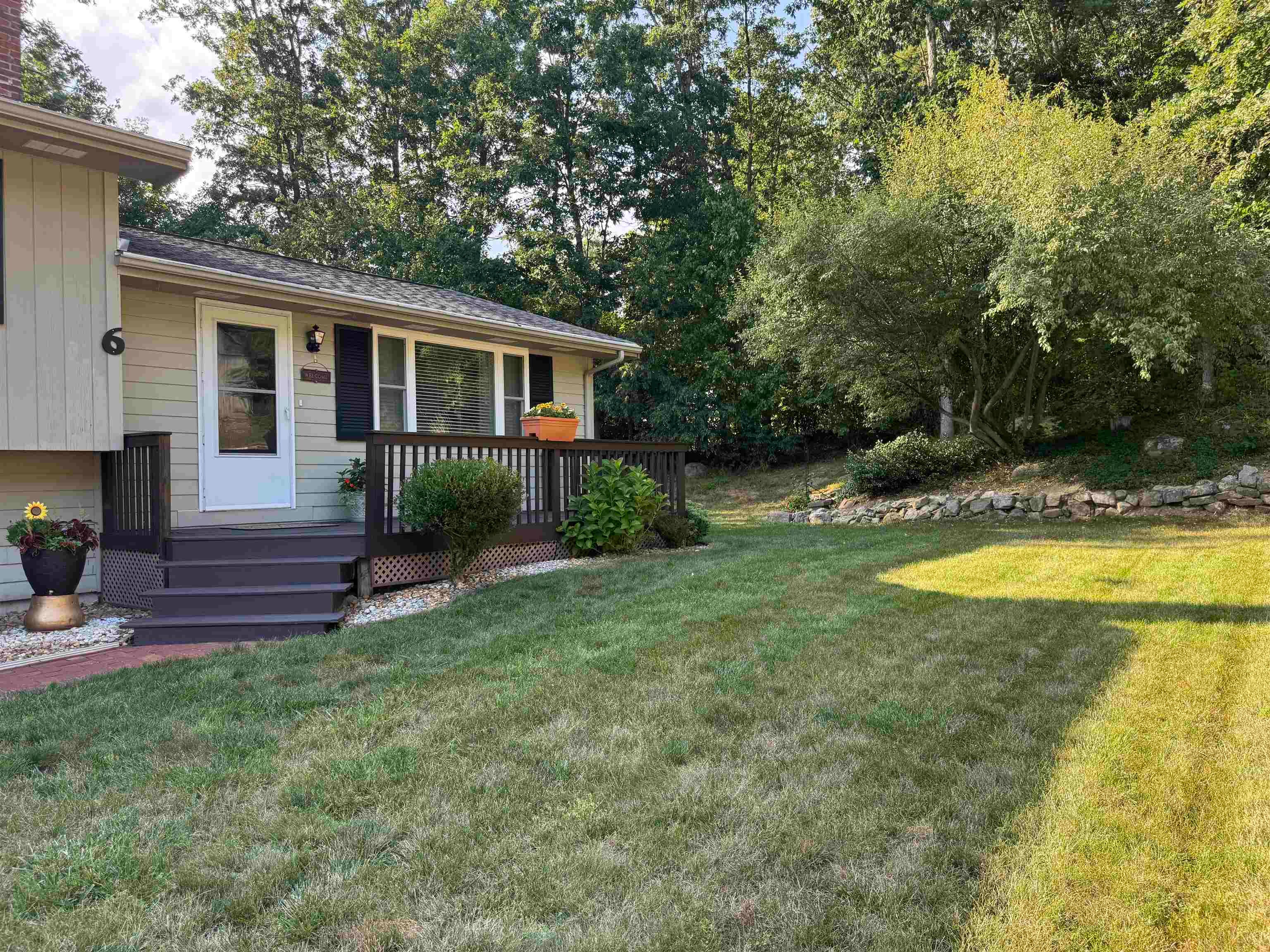 6 Quincy Lane