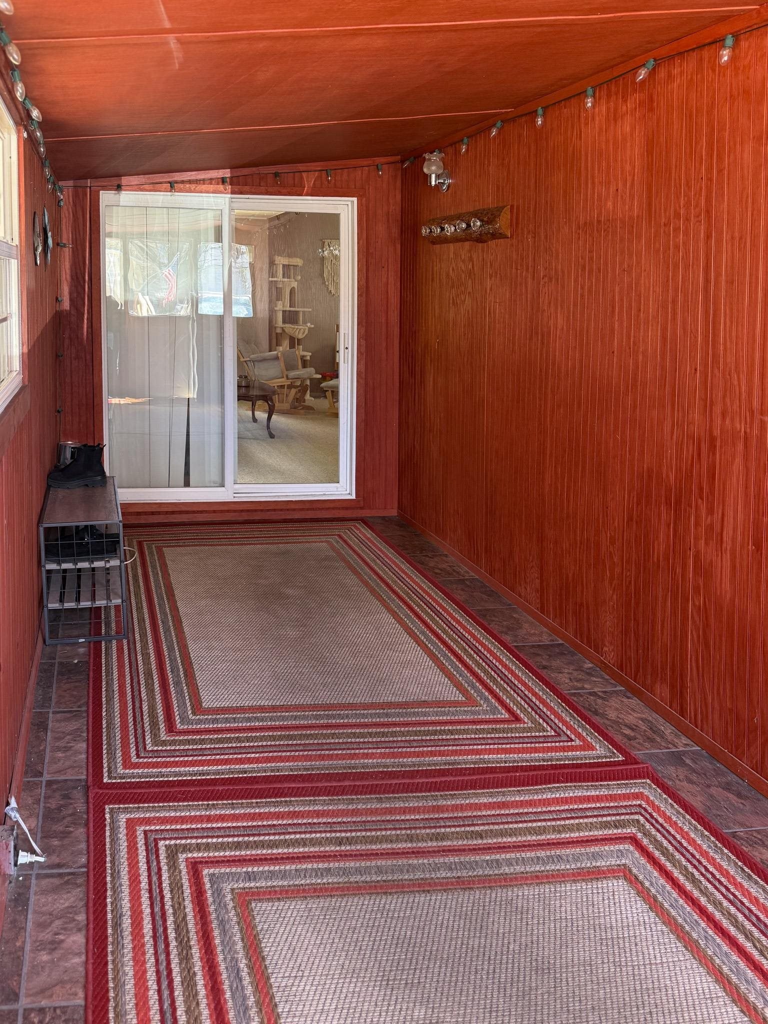 862 Mayhew Turnpike 1