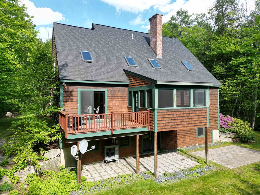 Photo of 518 Old Main Street, New London, NH 03257 (MLS # 5085691)