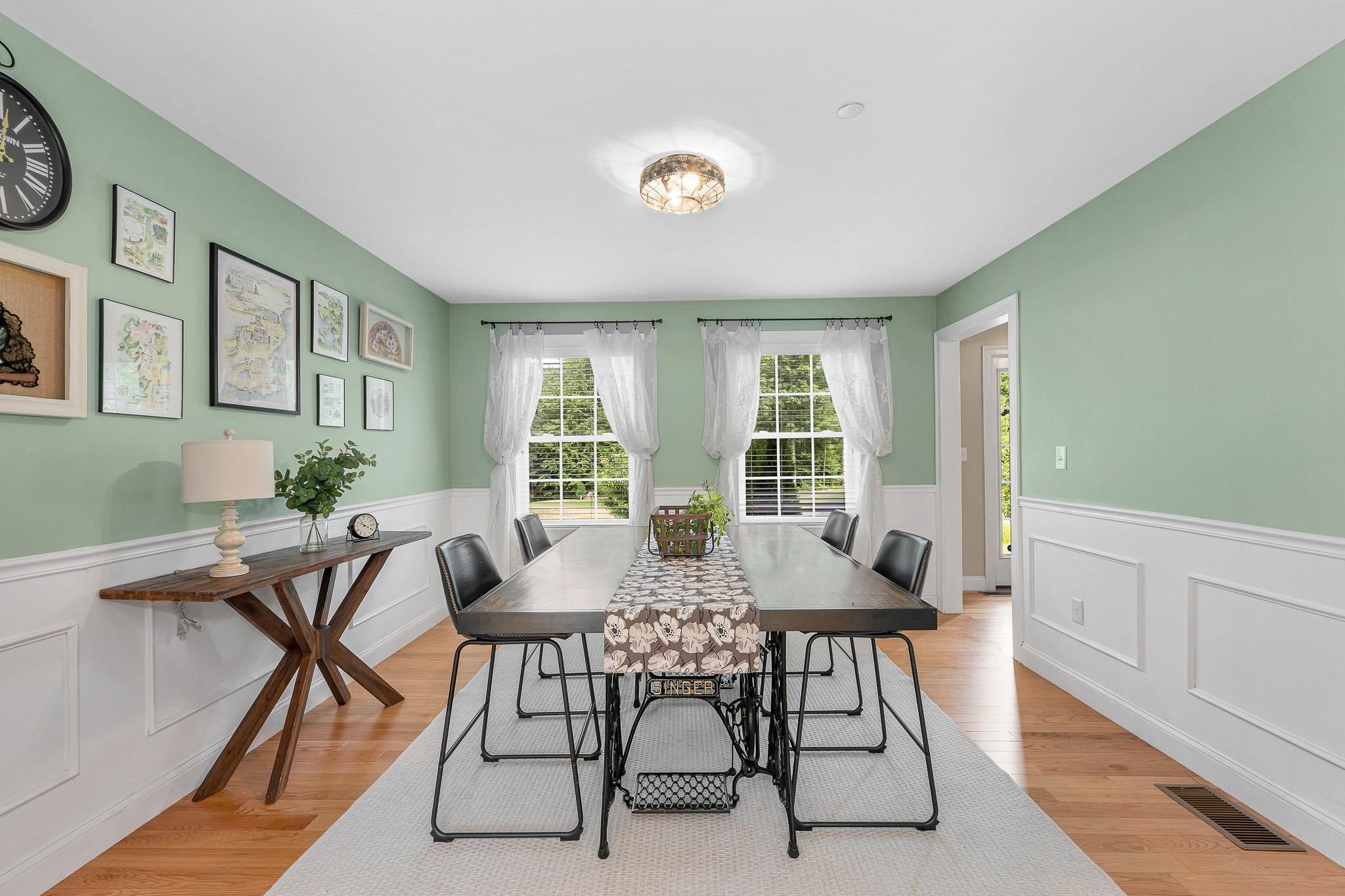 132 Clement Road