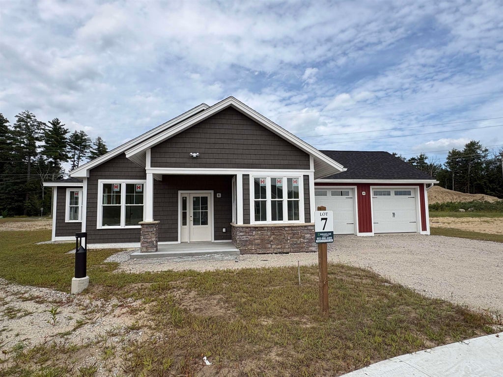 Photo of 61 Whispering Pines Place #Unit 7, Conway, NH 03860 (MLS # 5107047)