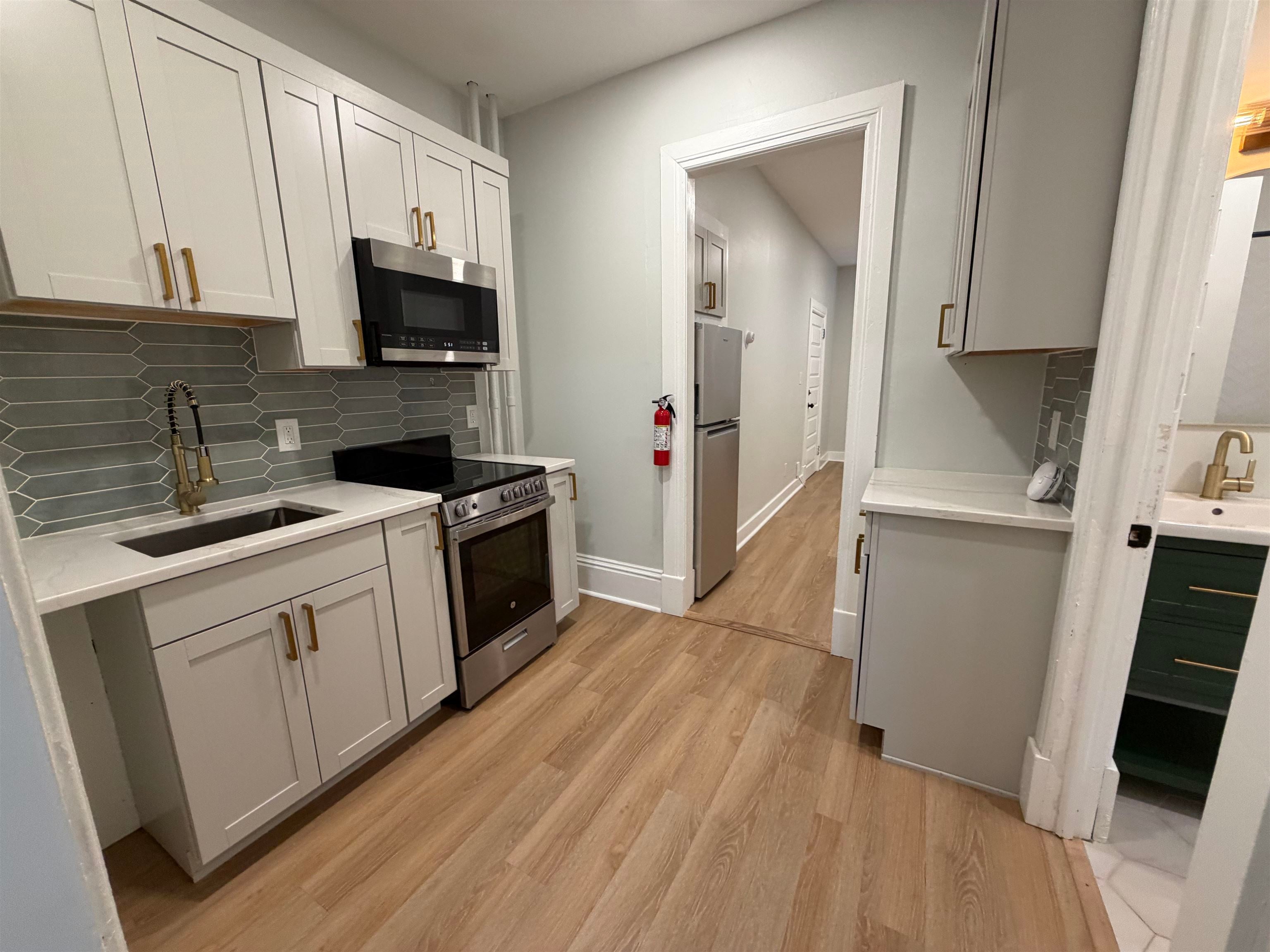 82 East Main Street 2