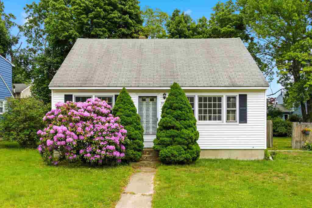 Photo of 184 Green Acres Drive, Manchester, NH 03109 (MLS # 5092638)
