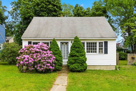Photo of 184 Green Acres Drive, Manchester, NH 03109 (MLS # 5092638)
