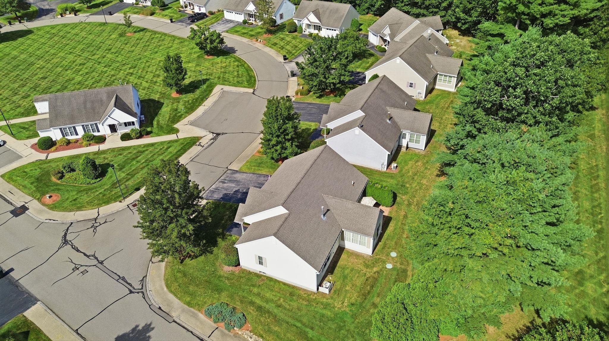 1 Fernwood Drive 1