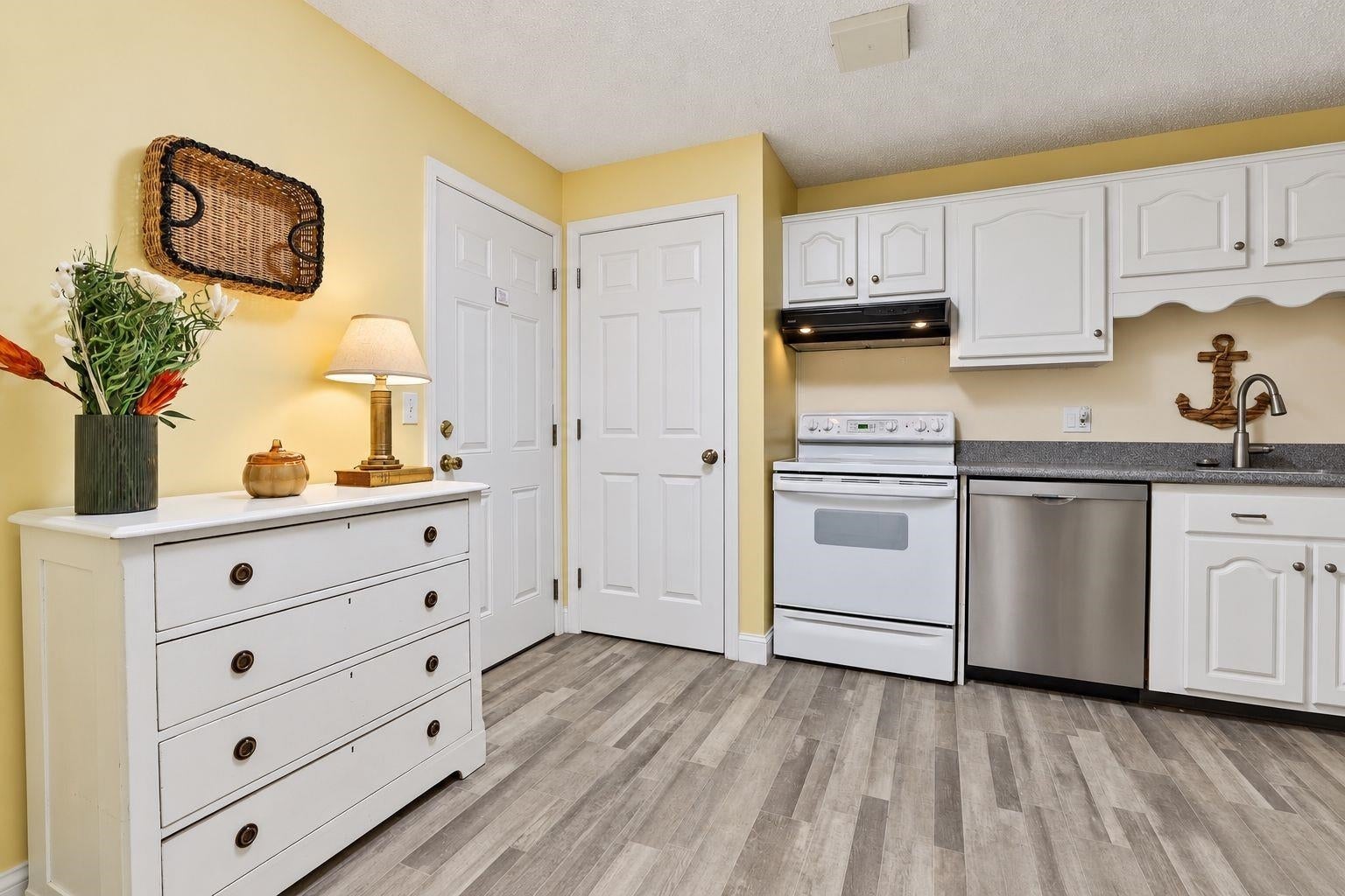 9 Northbrook Drive 903