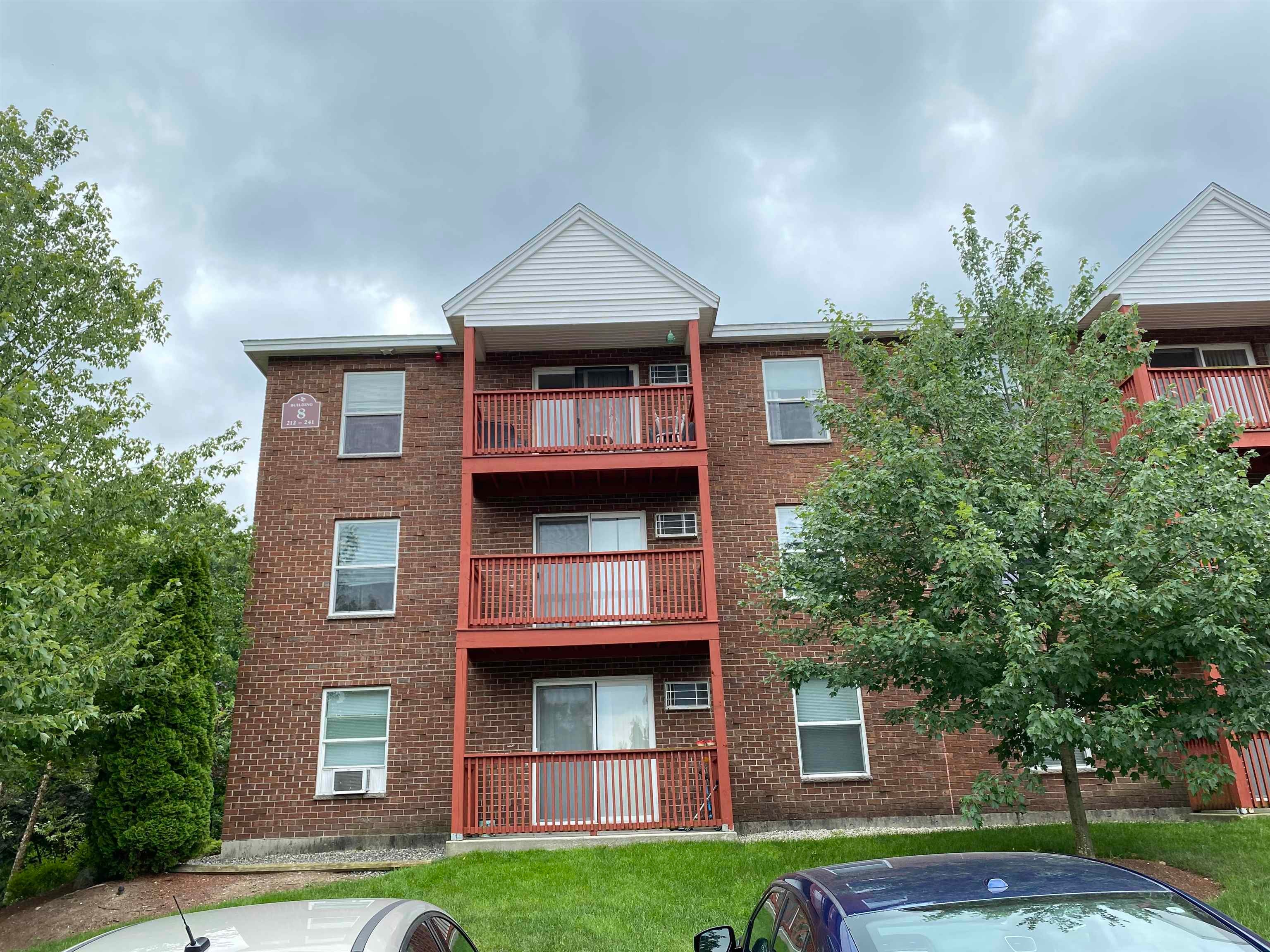 95 Powers Street 05