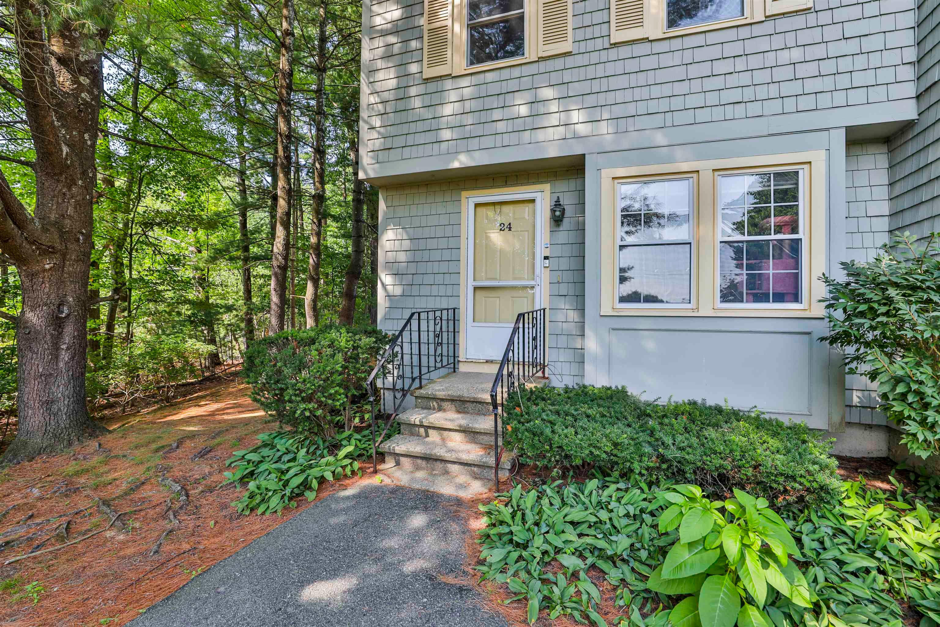 24 Gunstock Ridge