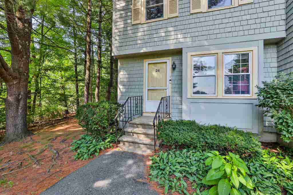 Photo of 24 Gunstock Ridge, Merrimack, NH 03054 (MLS # 5102175)