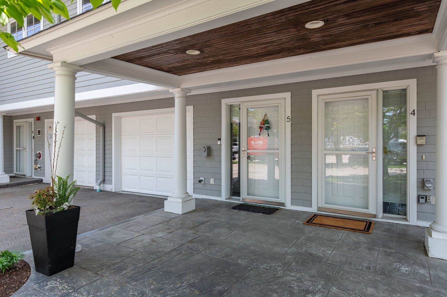 4 Island Avenue 5