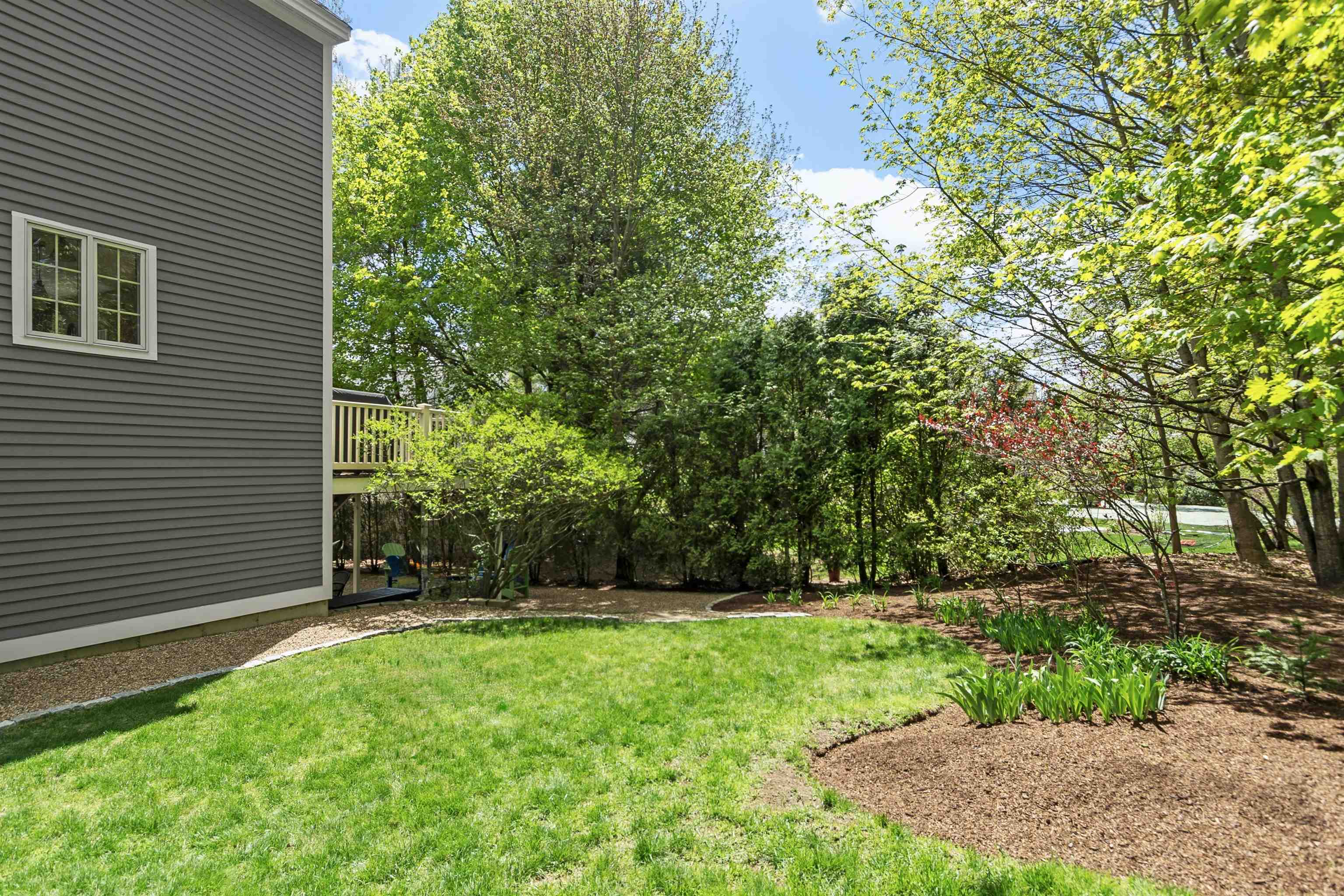35 Exeter Farms Road