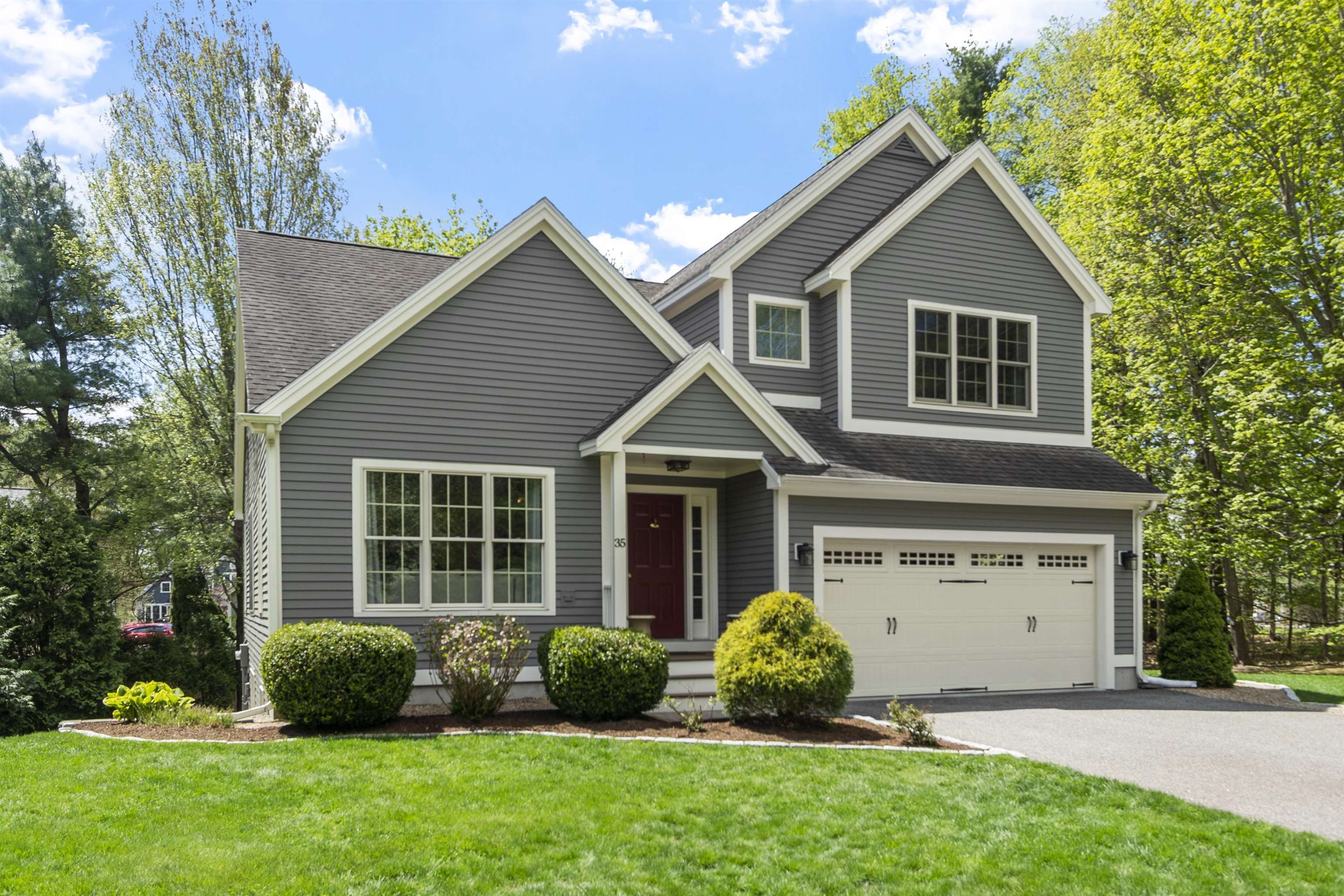 35 Exeter Farms Road