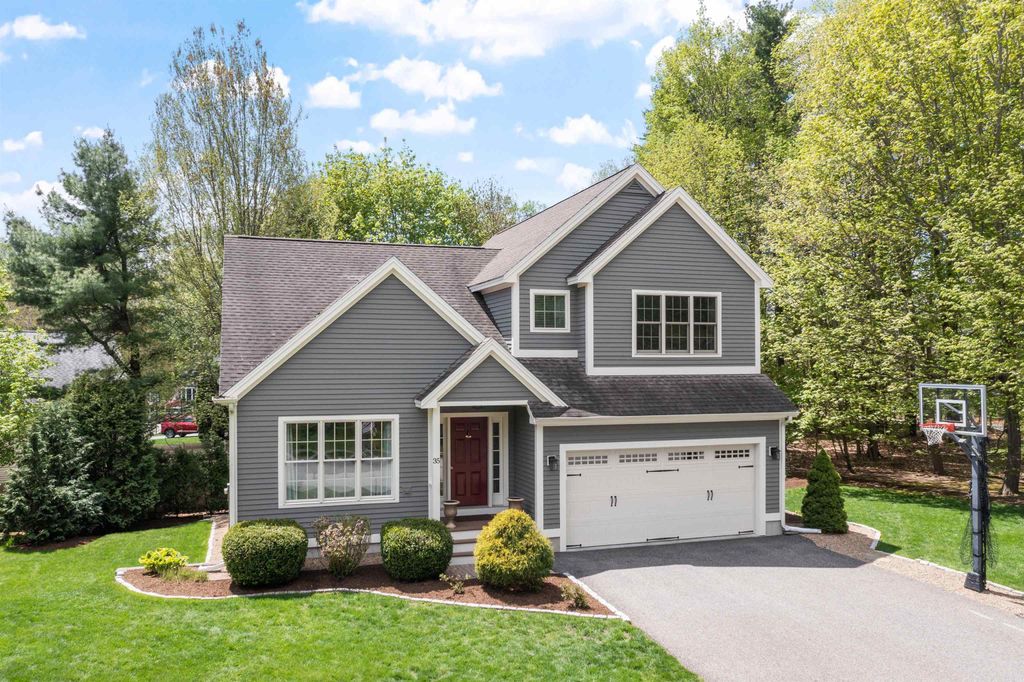 Photo of 35 Exeter Farms Road, Exeter, NH 03833 (MLS # 5090857)