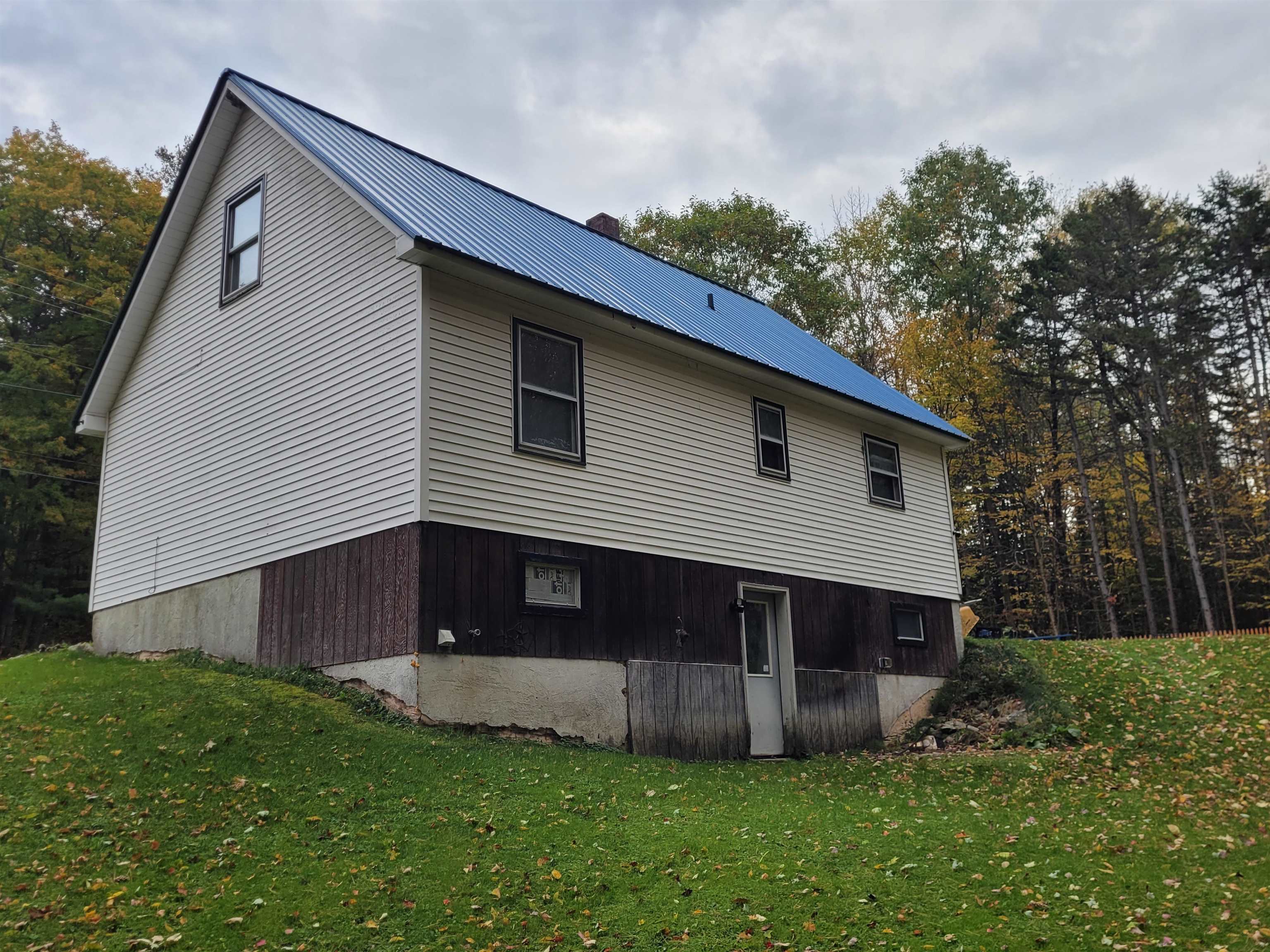 2781 Daniels Farm Road