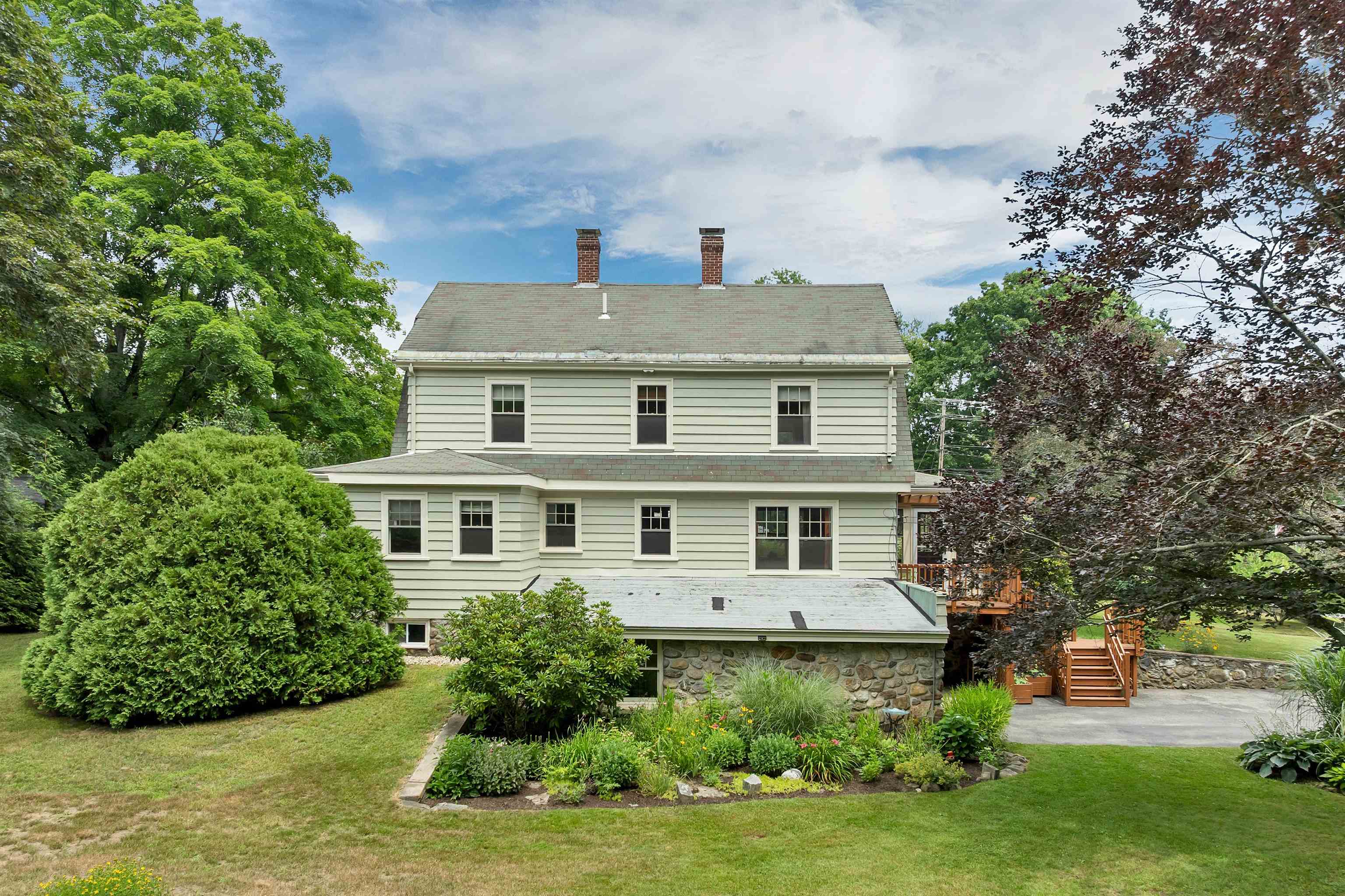 23 West Main Street