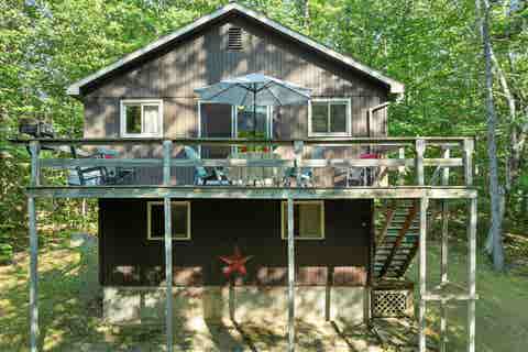 Photo of 13 Valley Road, Tuftonboro, NH 03816 (MLS # 5101488)
