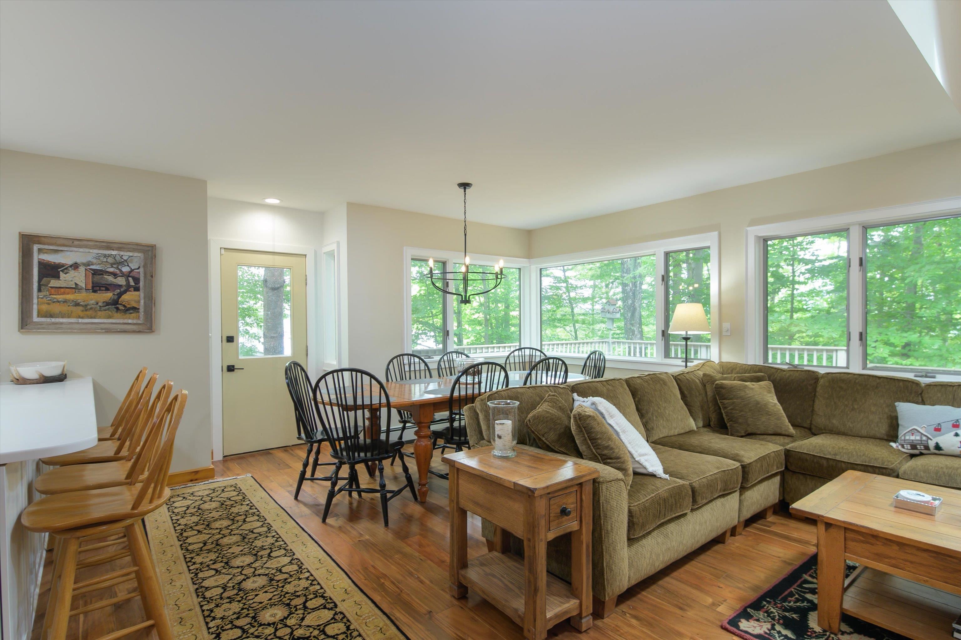 88 North Village Road 1