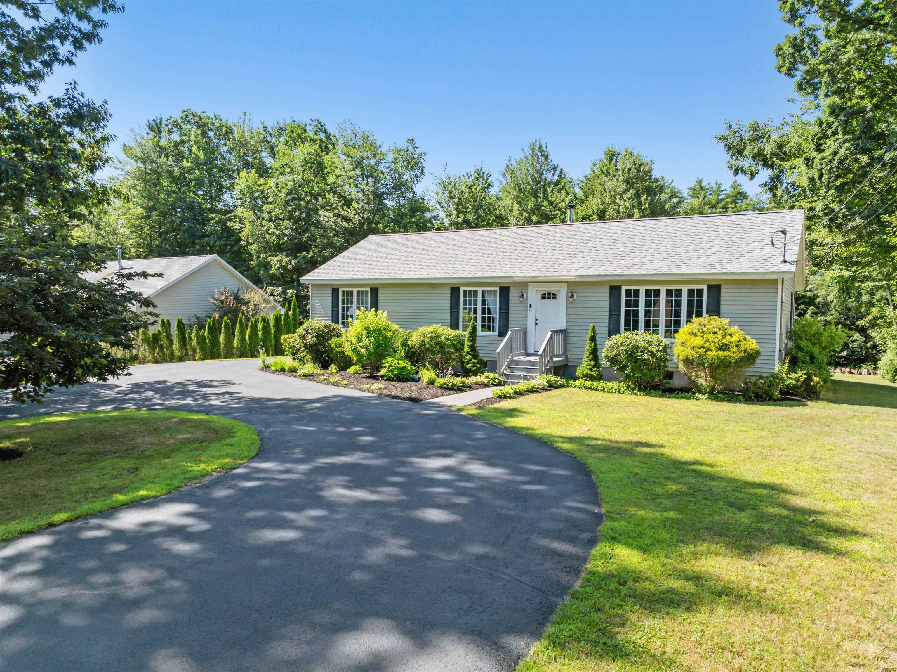 81 Lynnewood Road