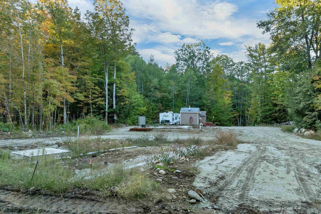 Photo of 395 North Dorchester Road, Wentworth, NH 03282 (MLS # 5111845)